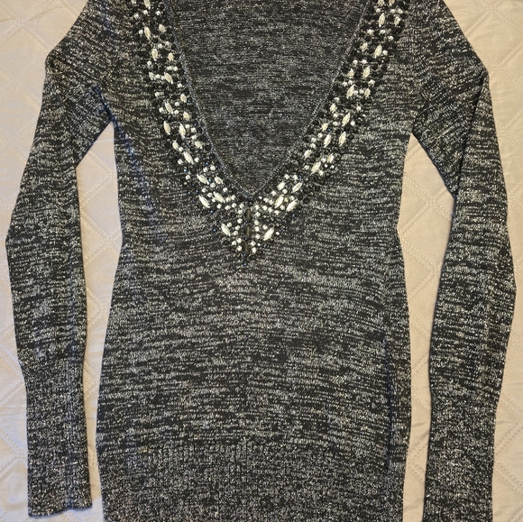 Like new vintage Moda International beaded open back sweater. - Picture 5 of 8